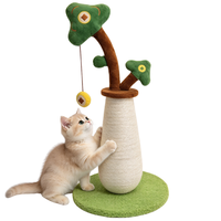 Mignon arbre à chat vertical en sisal avec poteau à gratter et balles suspendues