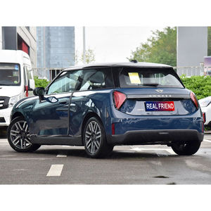 MINI Cooper E Classic Compact EV pas cher : Propulsion électrique, puissance de pointe de 135 kW, charge rapide en 0,5 h, <span class=keywords><strong>voiture</strong></span> de ville intelligente - Product Image 3