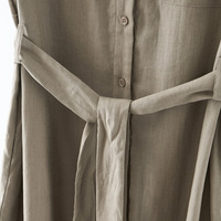 Cravate de serrage de taille en lin de tempérament simple de haute qualité Robe longue de style chemise à col perlé exquis