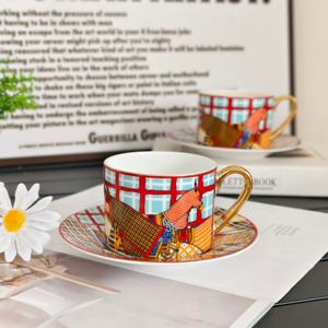 Set di Tazze da Tè in Porcellana Ecologica con Piattini e Piatti Decorati con Motivi Floreali e Oro per Caffè Arabo - Product Image 4
