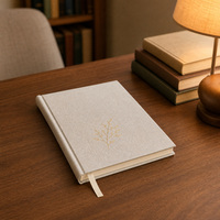 Carnet de lecture A5 personnalisé en lin, couverture rigide, reliure filée et piqûre à cheval, avec marque-page en ruban
