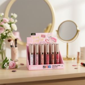 Ushas Shiny Lip Gloss 6 ml lucidalabbra liquido alla vitamina E, formato regolare, trucco per labbra, modello LS1582 - Product Image 2