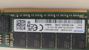 Module de mémoire DDR5 5600 REG ECC pour serveur en stock - Product Image 3