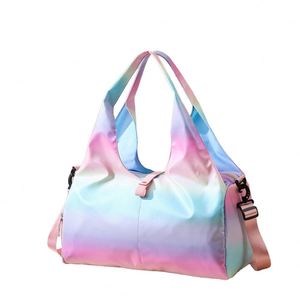 กระเป๋าสะพายออกกำลังกายสำหรับเดินทางค้างคืนสุดสัปดาห์ ดีไซน์ทันสมัย กันน้ำ เหมาะสำหรับผู้หญิง ใช้สำหรับโยคะและฟิตเนส - Product Image 1