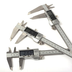 Calibrador Digital Electrónico de Alta Precisión de Acero Inoxidable, Rango de Medición 0-150-200-300 mm - Product Image 4