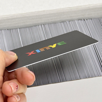 Cartes RFID noires en PVC avec puce intelligente Mifare Plus EV1 & EV2 2K 4K, gravure UV personnalisée, pour les programmes de fidélité, les entreprises et les hôtels