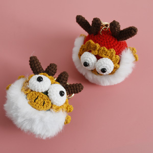 Nuevo colgante de cabeza de dragón tejido a mano en 2024, lindo llavero de lana tejido a crochet, muñeco artesanal para el Año del Dragón - Product Image 3