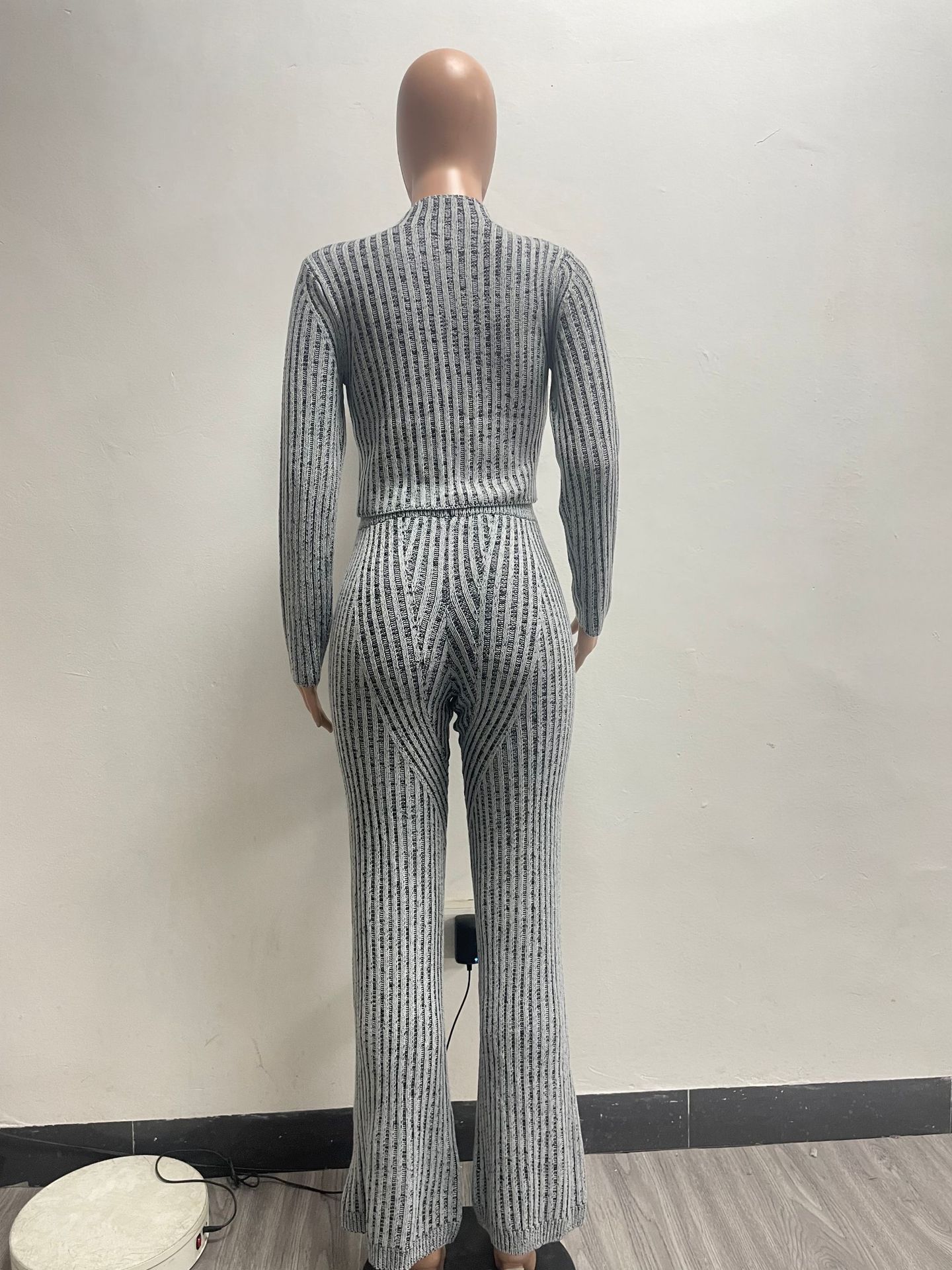 New Knit Casual 2 Piece Set Outfit Women Solid Zip Slim Crop Top and Flare Pants Two Piece Set Women Clothing · image 3