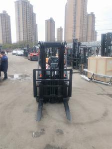 מלגזה משומשת של טויוטה במשקל 2.5 טון עם רכיבי מנוע ומנוע מרכזיים שנבדקו ונבדקו, ממקור יפני - Product Image 3