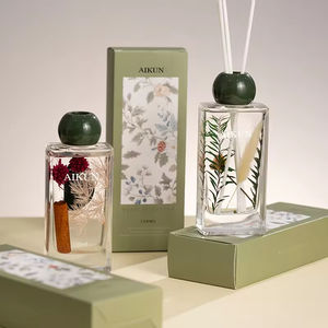 Coffret Cadeau Aikun – Diffuseur de Parfum d'Ambiance Sans Flamme aux Fleurs Séchées et Huiles Essentielles 100% Naturelles, Luxe 100ml, Anti-Moustiques - Product Image 1