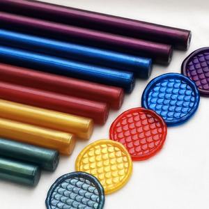 Bâton de cire à cacheter Aurora Ice Crystal, rond de 1,1 cm, semi-transparent avec impression en relief, pour mariage, bricolage et fabrication de bougies - Product Image 4