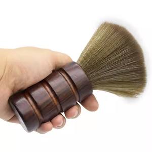 Brosse à <span class=keywords><strong>cheveux</strong></span> professionnelle en bois massif à poils doux pour salon de coiffure, pour nettoyer le cou - Product Image 1