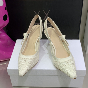 Chaussures à talons hauts pointus pour femmes de marque célèbre, en cuir verni, pour défilés de mode, idéales pour l'extérieur en été comme en hiver - Product Image 6