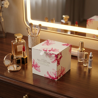 Boîte cadeau magnétique à rabat carré de luxe personnalisée, motif floral, emballage en carton pour cosmétiques, bijoux, parfums