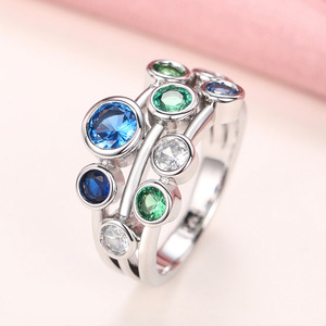 Anello moderno rotondo colorato e testurizzato, regalo di gioielli retrò personalizzato da donna - Product Image 3