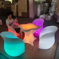Современные светодиодные кубы RGB с изменением цвета, пластиковые уличные LED-столы и стулья, водонепроницаемая мебель для вечеринок и свадеб на открытом воздухе