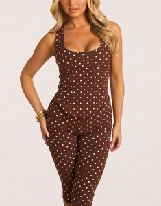 Conjunto Deportivo de Verano con Top sin Mangas y Pantalones Capri, Estilo Corsé con Estampado de Puntos de Chocolate, en Tela Crepé, para Yoga - Product Image 4