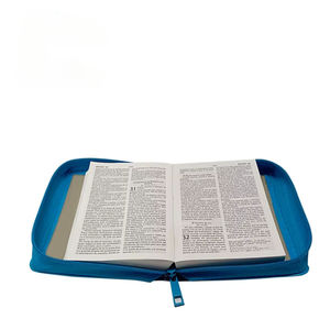 <span class=keywords><strong>Bible</strong></span> Reina Valera en cuir personnalisé avec couverture rigide, impression avec fermeture éclair en métal <span class=keywords><strong>illustrée</strong></span>, bibles pour enfants - Product Image 6