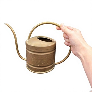 Arrosoir en acier inoxydable 1,5 L, écologique et durable, pour jardinage intérieur/extérieur, fait main, décoratif - Product Image 1