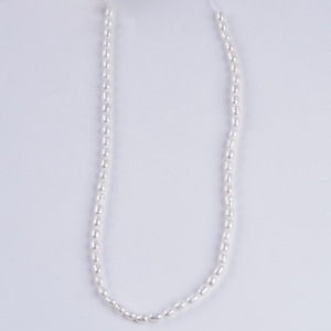 Perlas <span class=keywords><strong>de</strong></span> Agua Dulce Naturales <span class=keywords><strong>de</strong></span> Grado A <span class=keywords><strong>de</strong></span> 4-5 mm, Precio <span class=keywords><strong>de</strong></span> Fábrica, Hebras <span class=keywords><strong>de</strong></span> Perlas <span class=keywords><strong>de</strong></span> Arroz para la Fabricación <span class=keywords><strong>de</strong></span> Joyas - Product Image 4