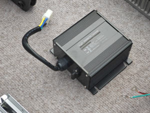 Bajaj RE Kit motore 5KW 72V DC tre ruote elettrico Kit di conversione di risciò soluzioni per veicoli elettrici intelligenti - Product Image 4