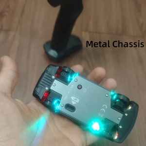AiJH Mini Voiture RC Tendance sur les Réseaux Sociaux, Voiture Télécommandée à l'Échelle 1:43 avec Lumières LED, Accélérateur Réglable, Voitures RC de Drift - Product Image 3