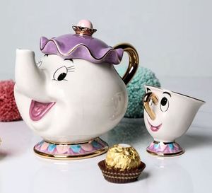 Juego de Taza y Plato de Cerámica Archie de La Bella y la Bestia, Taza de Té de Porcelana Pintada, Taza de Té de la Sra. Potts - Product Image 2