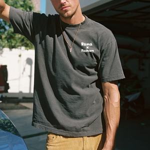 T-shirt graphique unisexe en coton biologique, coupe oversize, grande taille, effet délavé vintage, streetwear, vêtement épais pour homme - Product Image 1