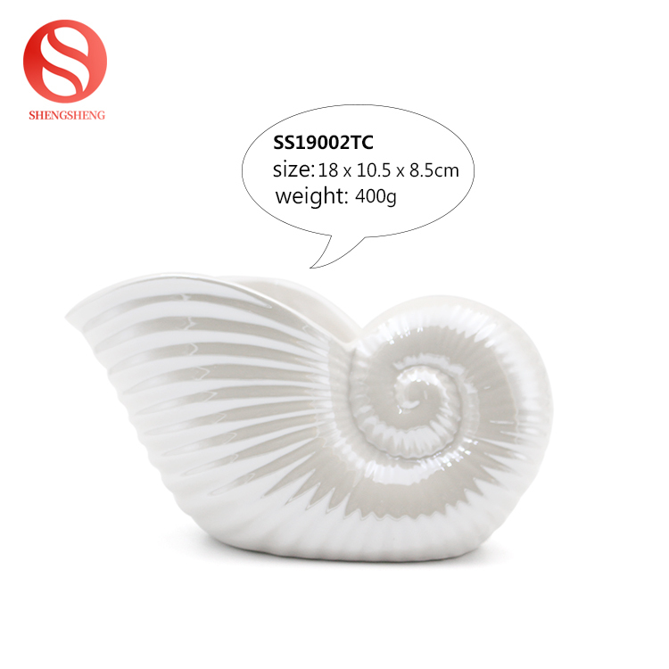 Conception créative de style océan décoration coquille lustre en forme de conque en céramique succulentes pot