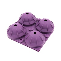 Bac à glaçons en silicone réutilisable à 4 cavités avec lance-glaçons intégré pour boissons, cocktails, whisky