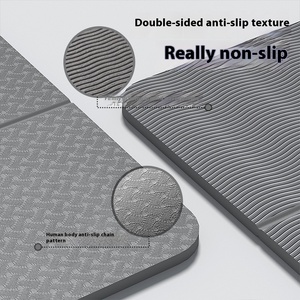 Tapete de <span class=keywords><strong>Yoga</strong></span> de Viaje TPE de 6 mm, Ligero y Plegable con Correa de Transporte para <span class=keywords><strong>Yoga</strong></span> en Movimiento - Product Image 4