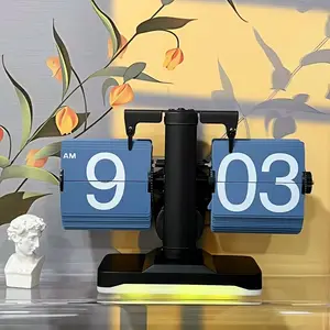 Balansvormige Blauwe Lichte Metalen Auto Klapbare Klok Desktop Decoratieve Klok Met Enkele Houder Retro Flip Klok