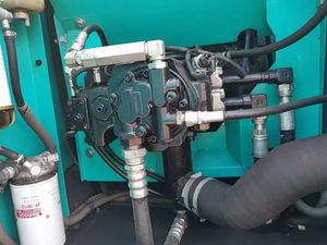 รถขุดตีนตะขาบมือสอง KOBELCO SK140 ยี่ห้อญี่ปุ่นแท้ ของแท้จากโคเบลโก้ ได้รับการรับรองมาตรฐาน CE ของญี่ปุ่น เครื่องจักรเกือบใหม่ ได้รับการรับรองมาตรฐาน EMC ของญี่ปุ่น - Product Image 6