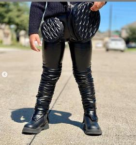 2021 ultimi bambini all'ingrosso autunno inverno Leggings in <span class=keywords><strong>ecopelle</strong></span>-Set di pantaloni impilati per bambine nere possono aggiungere Logo con piccolo Moq - Product Image 2