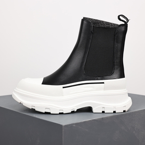 Bottes de moto pour femmes, blanches et élégantes, à semelle épaisse et antidérapante, bottes courtes pour femmes - Product Image 1