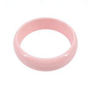 Ensemble de bracelets uniques en résine acrylique, bijoux classiques en résine, bracelets colorés blancs, roses, rouges, noirs, beiges, accessoire de mode unisexe - Product Image 4