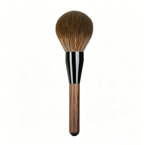 Pinceau à poudre extra large et moelleux pour fond de teint et blush, manche en bois, fibres synthétiques, pinceau de maquillage, origine Cangzhou - Product Image 1
