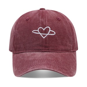 Gorra de béisbol vintage lavada con corazón bordado para mujer y hombre, gorra suave ajustable estilo papá, gorra casual para exteriores, protección solar, OEM - Product Image 1