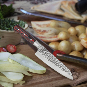 Couteau Santoku de 7 pouces, lame en acier Damas ultra-affûtée, couteau de cuisine forgé, manche en bois classique avec clip, couteau de chef multi-usages - Product Image 3