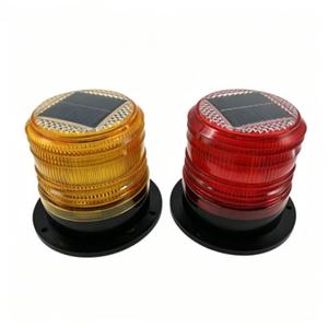 Feux de signalisation à LED solaires magnétiques, clignotants, pour travaux routiers, barrières de chantier, balise de sécurité - Product Image 6