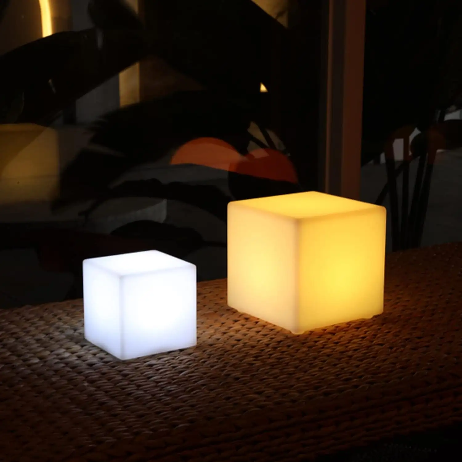 Đèn Led Thay Đổi Màu Không Thấm Nước Giảm Giá Mạnh Đèn Led Cube Ngoài Trời