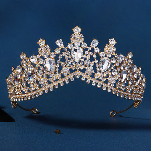 Tiara O Corona Para Mujer Con Pedrería Brillante - Ideal Para Bodas Y Fiestas