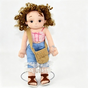 Muñeca de peluche personalizada, muñeca de moda de tela suave, muñeca de trapo de peluche, juguete de peluche de personaje femenino, muñeca de pelo rizado - Product Image 1