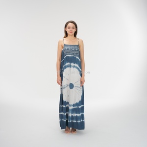 Vestido Largo Holgado Estampado con Efecto Tie-Dye y Bordado Blanco, Tirantes Ajustables, Tallas Grandes, Diseño Único Personalizado 2025 - Product Image 1