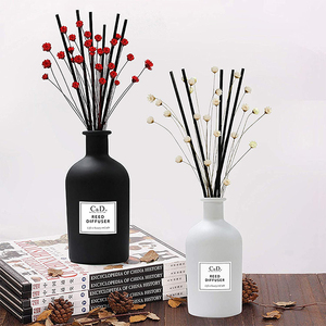 럭셔리 맞춤형 젖빛 유리 병 천연 에센셜 오일 아로마 꽃 리드 디퓨저 등나무 스틱 - Product Image 6