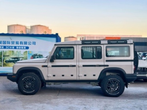 Ineos grenadier trialmaster 4WD <span class=keywords><strong>x</strong></span>ăng/DIESEL xe giao hàng được trang bị với một 3.0T Inline sáu xi lanh động cơ - Product Image 3