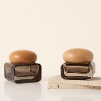 Ensemble de flacons cosmétiques en verre carré noir fumé de luxe avec bouchon en bois naturel 30-120ml, pompe à lotion, pot à crème, emballage pour soins de la peau OEM