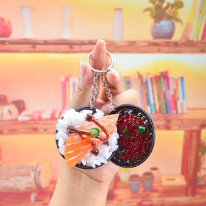 Llavero de Juguete de Comida Japonesa con Diseño de Sushi de Simulación, Novedad, Regalo, Llavero de Comida de PVC con Diseño de Sushi de Salmón en 3D, Divertido - Product Image 3