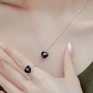 Collar con Forma de Corazón Estilo Metálico Dylam, Joyería Romántica de Plata de Ley 925, Collares Chapados en Rodio - Product Image 3