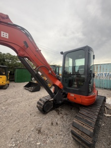 Excavadora KX55 2023 Usada con Pocas Horas de Trabajo, Motor de 5.5 Toneladas, Capacidad de Cucharón de 0m, Componentes Hidráulicos KYB para Construcción - Product Image 6